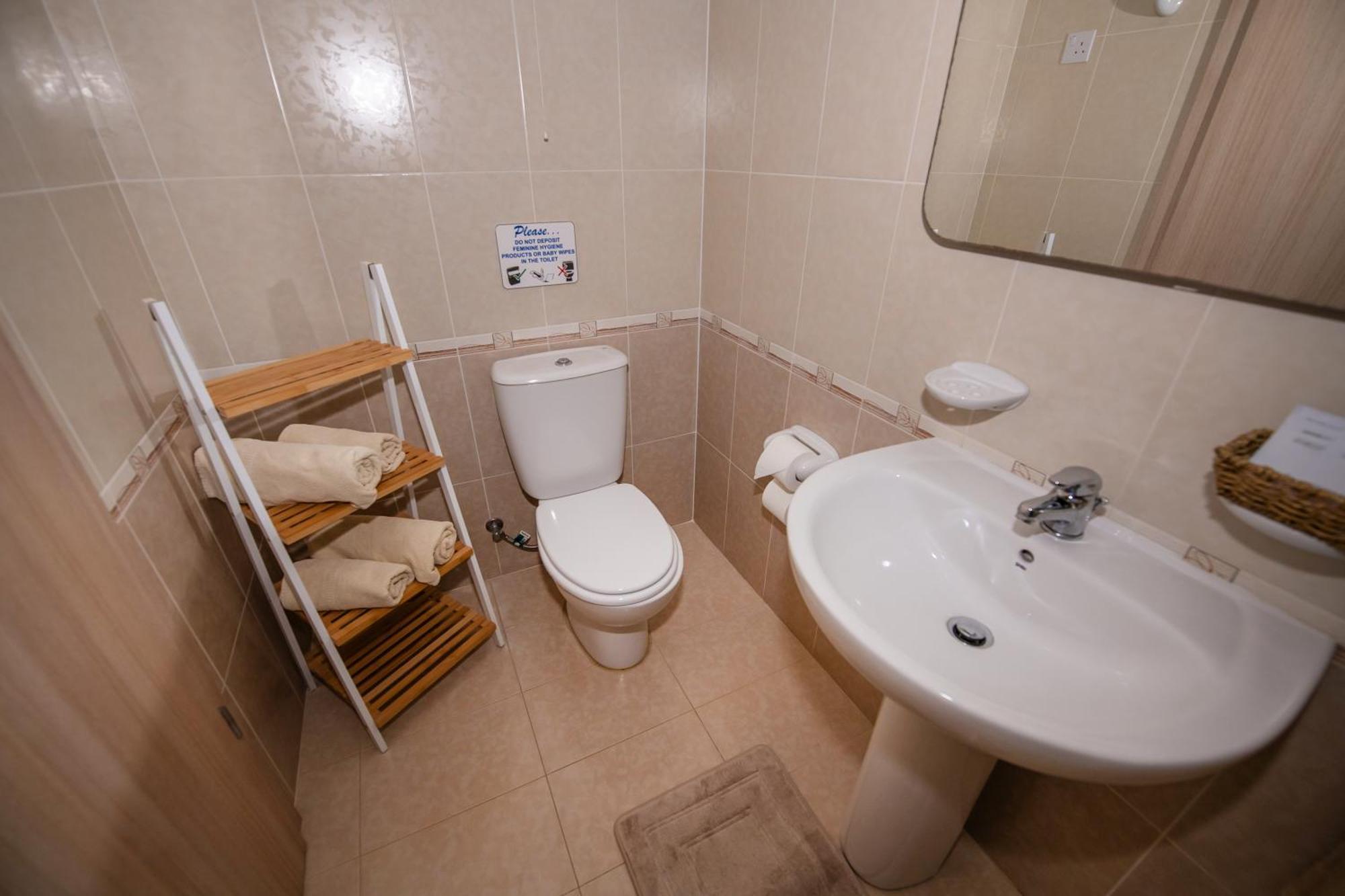 Appartement Frances Flats à Mellieħa Extérieur photo